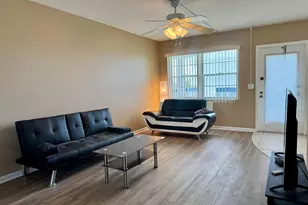 4019 Lincoln A, Boca Raton, FL 33434 - Photo 2