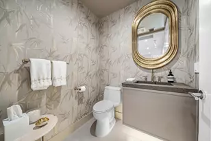 475 E Royal Palm Rd, Boca Raton, FL 33432 - Photo 20