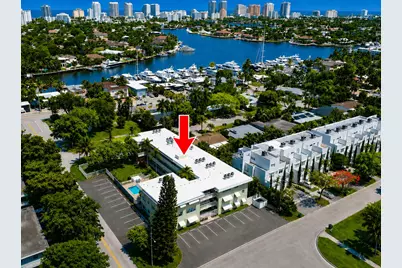 1900 NE 8th Court #104, Fort Lauderdale, FL 33304 - Photo 2