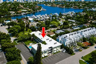 1900 NE 8th Ct, Fort Lauderdale, FL 33304 - Photo 2
