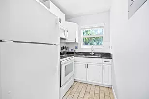 1900 NE 8th Ct, Fort Lauderdale, FL 33304 - Photo 8