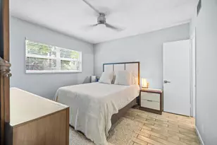 1900 NE 8th Ct, Fort Lauderdale, FL 33304 - Photo 10