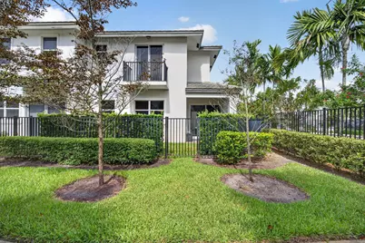 6994 Pines Circle, Coconut Creek, FL 33073 - Photo 26