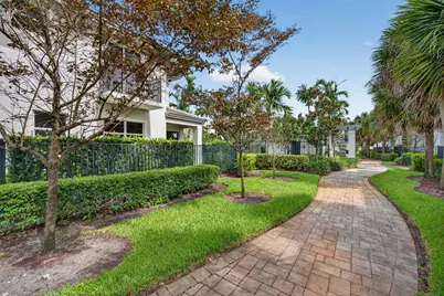6994 Pines Circle, Coconut Creek, FL 33073 - Photo 28