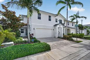 6994 Pines Cir, Coconut Creek, FL 33073 - Photo 4
