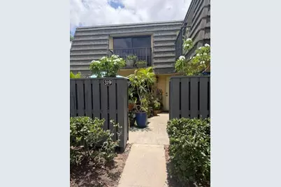 319 3rd Way, West Palm Beach, FL 33407 - Photo 1