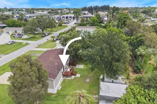 2802 SE Janet St, Stuart, FL 34997 - Photo 26