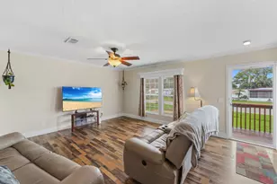 2802 SE Janet St, Stuart, FL 34997 - Photo 2