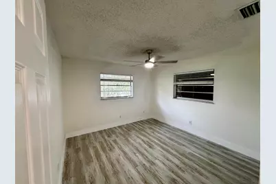 11003 Ridge Avenue #B, Fort Pierce, FL 34982 - Photo 8