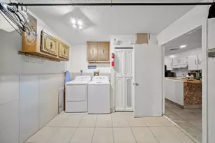 1442 Summit Run Cir, West Palm Beach, FL 33415 - Photo 30