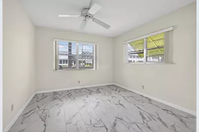 100 Sheffield E, West Palm Beach, FL 33417 - Photo 14