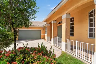1169 Peregrine Way, Weston, FL 33327 - Photo 4
