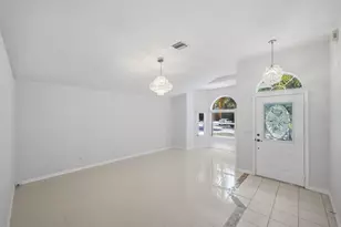 1720 Pondberry Ln, Port Saint Lucie, FL 34952 - Photo 4