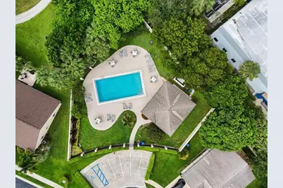 237 W Moccasin Trail W, Jupiter, FL 33458 - Photo 38