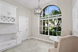 237 Moccasin Trail W, Jupiter, FL 33458 - Photo 4