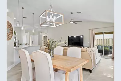 237 Moccasin Trail W, Jupiter, FL 33458 - Photo 10