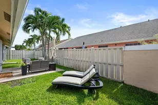 237 W Moccasin Trail W, Jupiter, FL 33458 - Photo 24