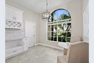 237 Moccasin Trail W, Jupiter, FL 33458 - Photo 4