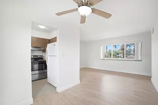 1649 SE 4th St, Deerfield Beach, FL 33441 - Photo 6