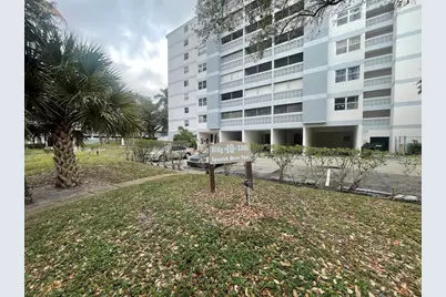 3301 Spanish Moss Terrace #610, Lauderhill, FL 33319 - Photo 34
