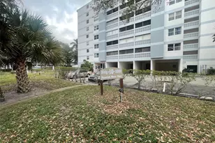 3301 Spanish Moss Terrace, Lauderhill, FL 33319 - Photo 34
