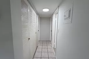 6191 SW 37th St, Davie, FL 33314 - Photo 10
