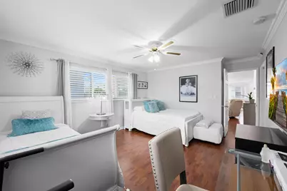 1040 Crystal Lake Drive #4, Deerfield Beach, FL 33064 - Photo 14