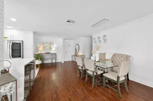 1040 Crystal Lake Dr, Deerfield Beach, FL 33064 - Photo 6