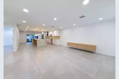 8971 NW 33rd Street #E-W, Coral Springs, FL 33065 - Photo 10