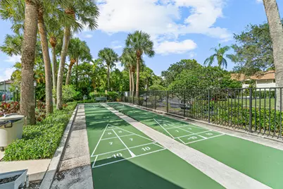 3349 Lucerne Park Drive, Greenacres, FL 33467 - Photo 16