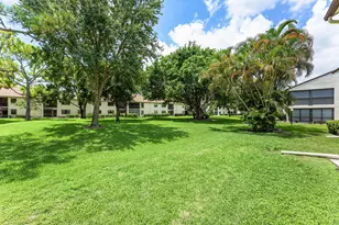 3349 Lucerne Park Dr, Greenacres, FL 33467 - Photo 12