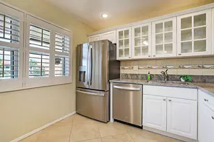 152 Lake Anne Dr, West Palm Beach, FL 33411 - Photo 8