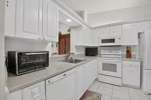 8427 Parkgate Rd, Boca Raton, FL 33496 - Photo 14