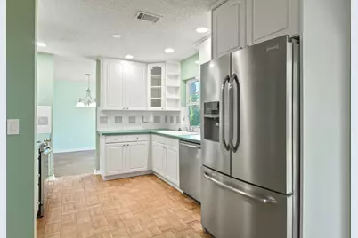 4368 Hawthorn Avenue, Palm Beach Gardens, FL 33410 - Photo 10