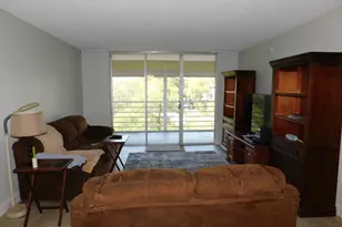4851 NW 26th Ct, Lauderdale Lakes, FL 33313 - Photo 4