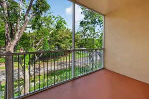 7775 Yardley Dr, Tamarac, FL 33321 - Photo 28