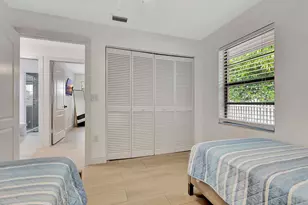 1915 New Haven Ave, Wellington, FL 33414 - Photo 32
