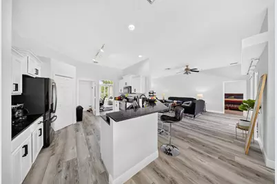 1929 SW Breezeway Street, Port Saint Lucie, FL 34987 - Photo 20