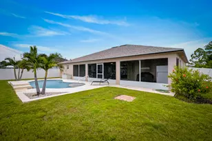 1929 SW Breezeway St, Port Saint Lucie, FL 34987 - Photo 4