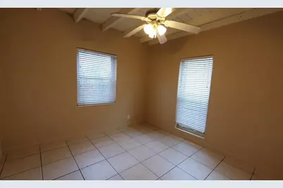 817 NE 16th Terrace #2, Fort Lauderdale, FL 33304 - Photo 8