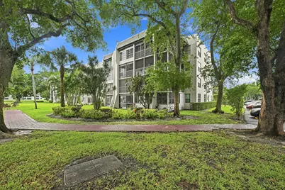 9440 Poinciana Place #314, Davie, FL 33324 - Photo 34