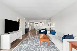 9440 Poinciana Pl, Davie, FL 33324 - Photo 16