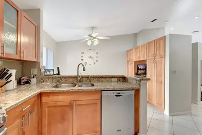 4786 Sextant Circle, Boynton Beach, FL 33436 - Photo 10