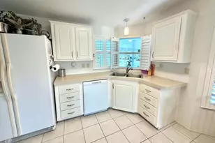 3060 5 Iron Dr, Port Saint Lucie, FL 34952 - Photo 16