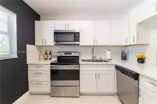 3900 NW 76th Ave, Sunrise, FL 33351 - Photo 8