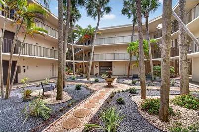 5340 Las Verdes Cr Las Verdes Circle #109, Delray Beach, FL 33484 - Photo 8