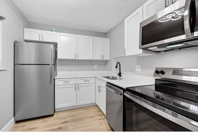 5340 Las Verdes Cr Las Verdes Circle #109, Delray Beach, FL 33484 - Photo 2