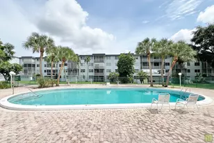 443 NE 195th St, Miami, FL 33179 - Photo 32