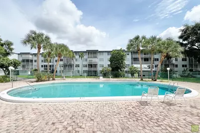 443 NE 195th Street #140, Miami, FL 33179 - Photo 32