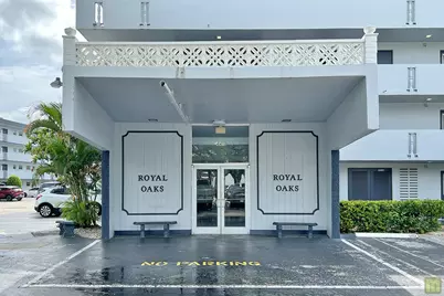 443 NE 195th Street #140, Miami, FL 33179 - Photo 30